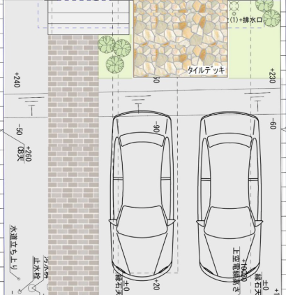 車2台分の駐車場と庭の配置が分かる配置図